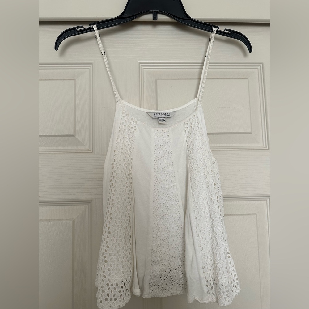 American Eagle Outfitters White Eyelet Camisole